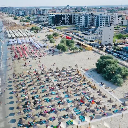 L's Seaside Apartament *